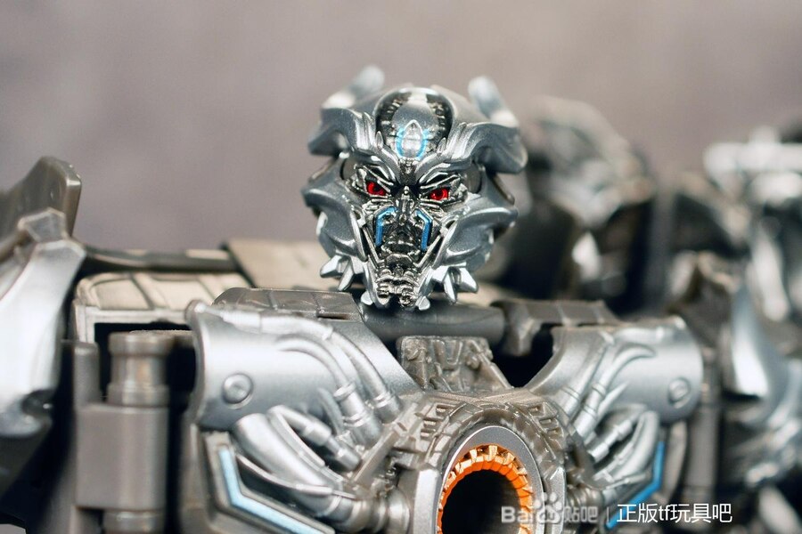 Transformers Studio Series SS 90 AOE Galvatron In Hand Image  (1 of 17)